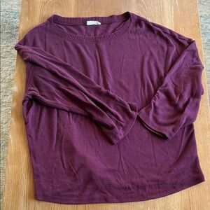 Women's Long-Sleeve Knit Top in Deep Plum